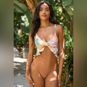 Carly Pink Floral and Brown Glitter Cutout One-Piece Swimsuit
Power 2 the Flower